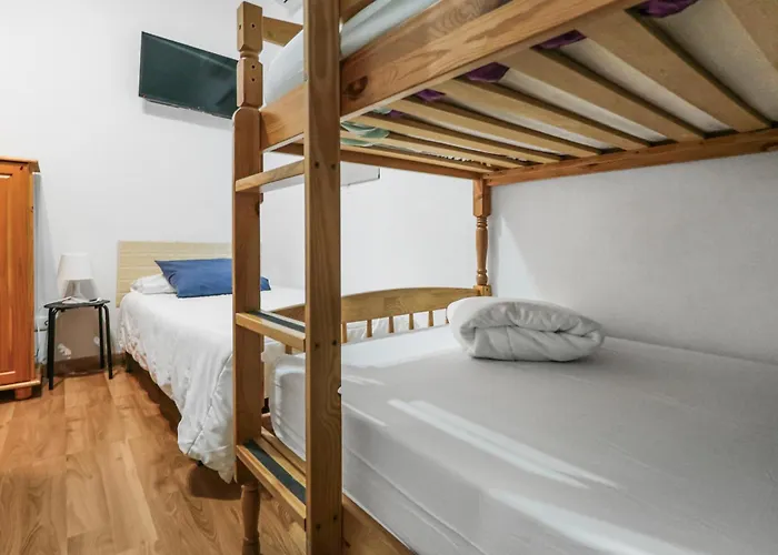 Mountain Sea Views & Pool Appartamento